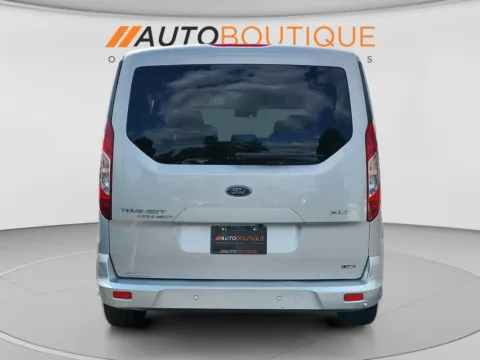 More photos of 2022 Ford Transit Connect Wagon XLT at Auto Boutique Ohio, OH
