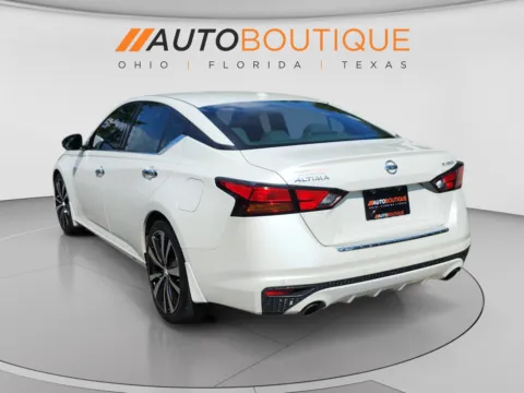 Another view of 2019 Nissan Altima 2.5 Platinum for sale in Columbus, OH at Auto Boutique Ohio