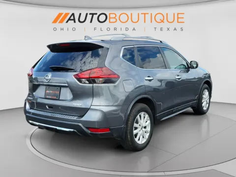 More photos of 2019 Nissan Rogue S at Auto Boutique Ohio, OH