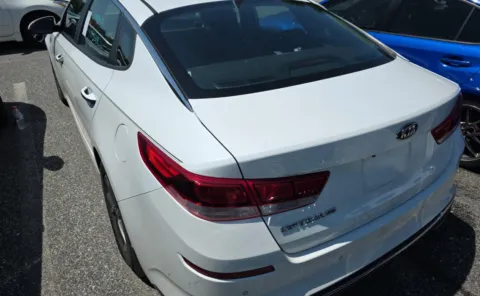 More photos of 2019 Kia Optima LX at Auto Boutique Ohio, OH
