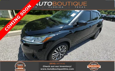 Black 2024 Nissan Kicks SV for sale in Columbus, OH