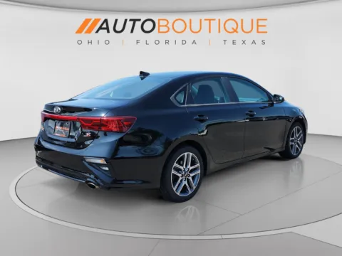 More photos of 2019 Kia Forte S at Auto Boutique Ohio, OH