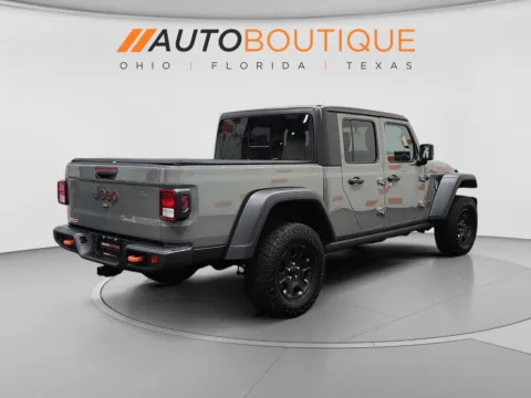 More photos of 2023 Jeep Gladiator Mojave at Auto Boutique Ohio, OH
