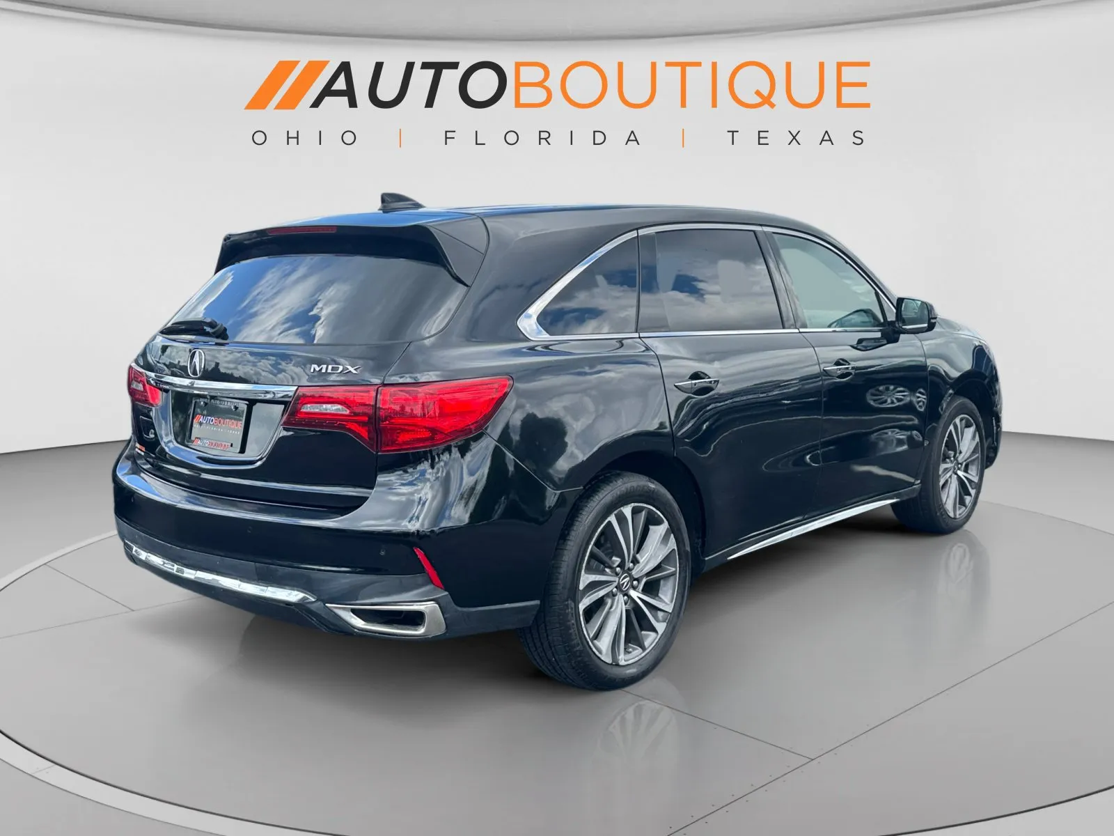 Acura MDX photo 5