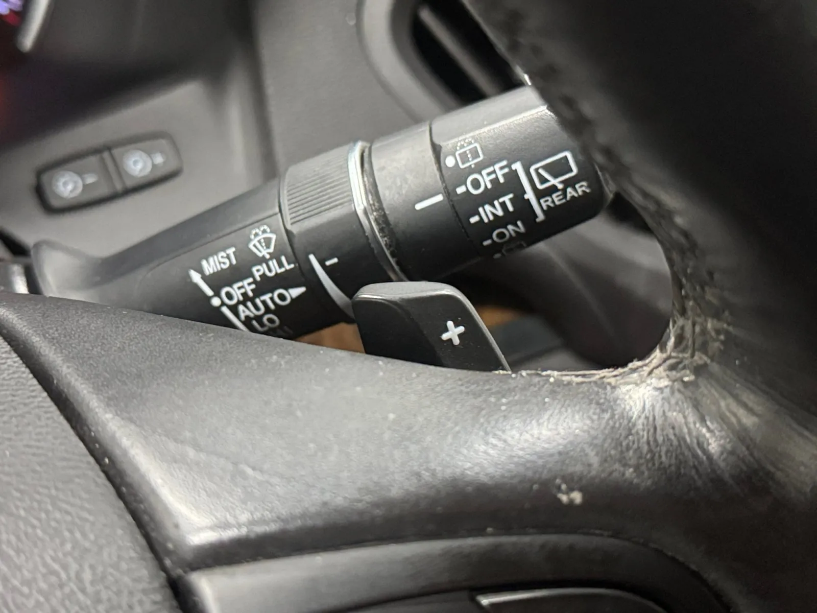 Acura MDX photo 27