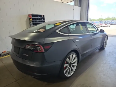 More photos of 2019 Tesla Model 3 Performance at Auto Boutique Ohio, OH