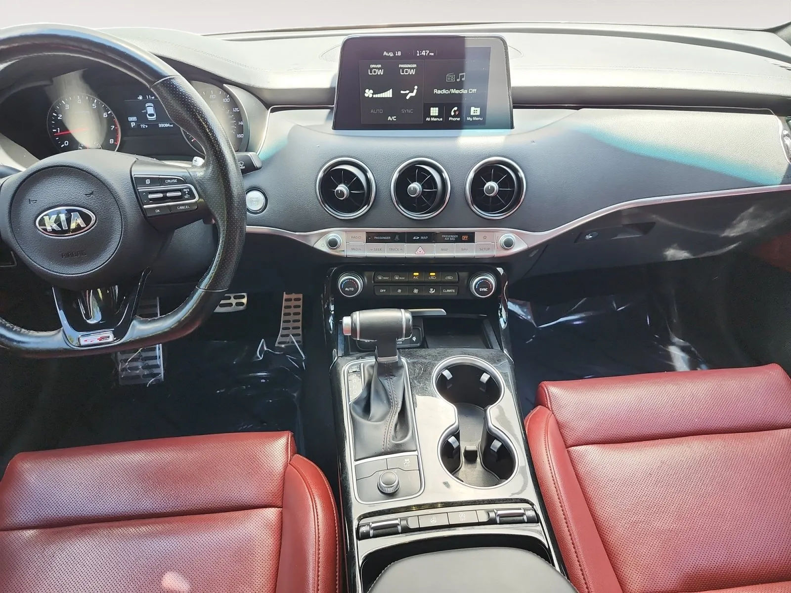 Kia Stinger photo 11