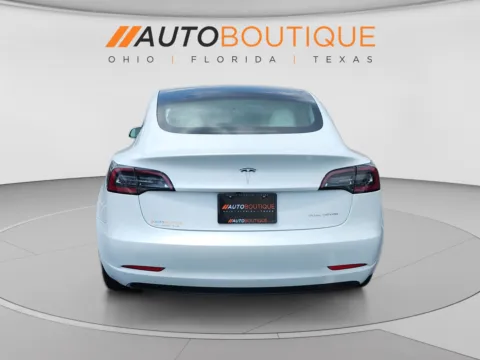More photos of 2020 Tesla Model 3 Long Range at Auto Boutique Ohio, OH
