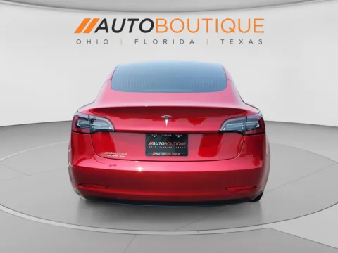 More photos of 2020 Tesla Model 3 Standard Range at Auto Boutique Ohio, OH