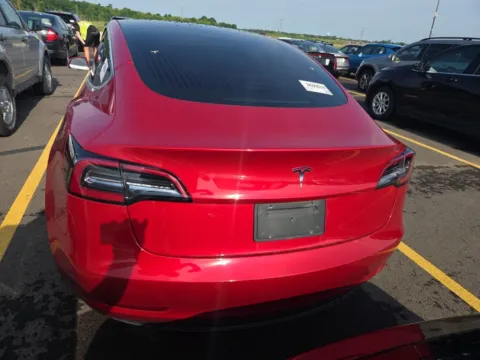 More photos of 2020 Tesla Model 3 Standard Range at Auto Boutique Ohio, OH