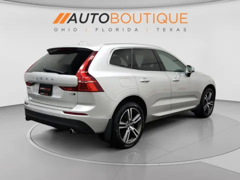 More photos of 2021 Volvo XC60 Momentum at Auto Boutique Ohio, OH