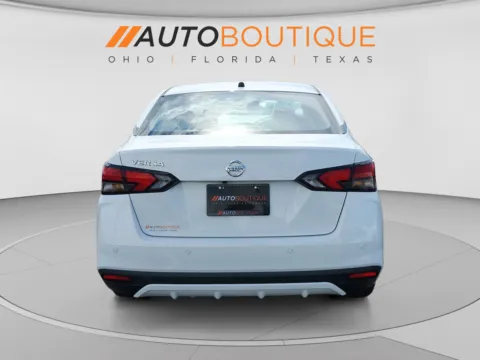 More photos of 2021 Nissan Versa S at Auto Boutique Ohio, OH