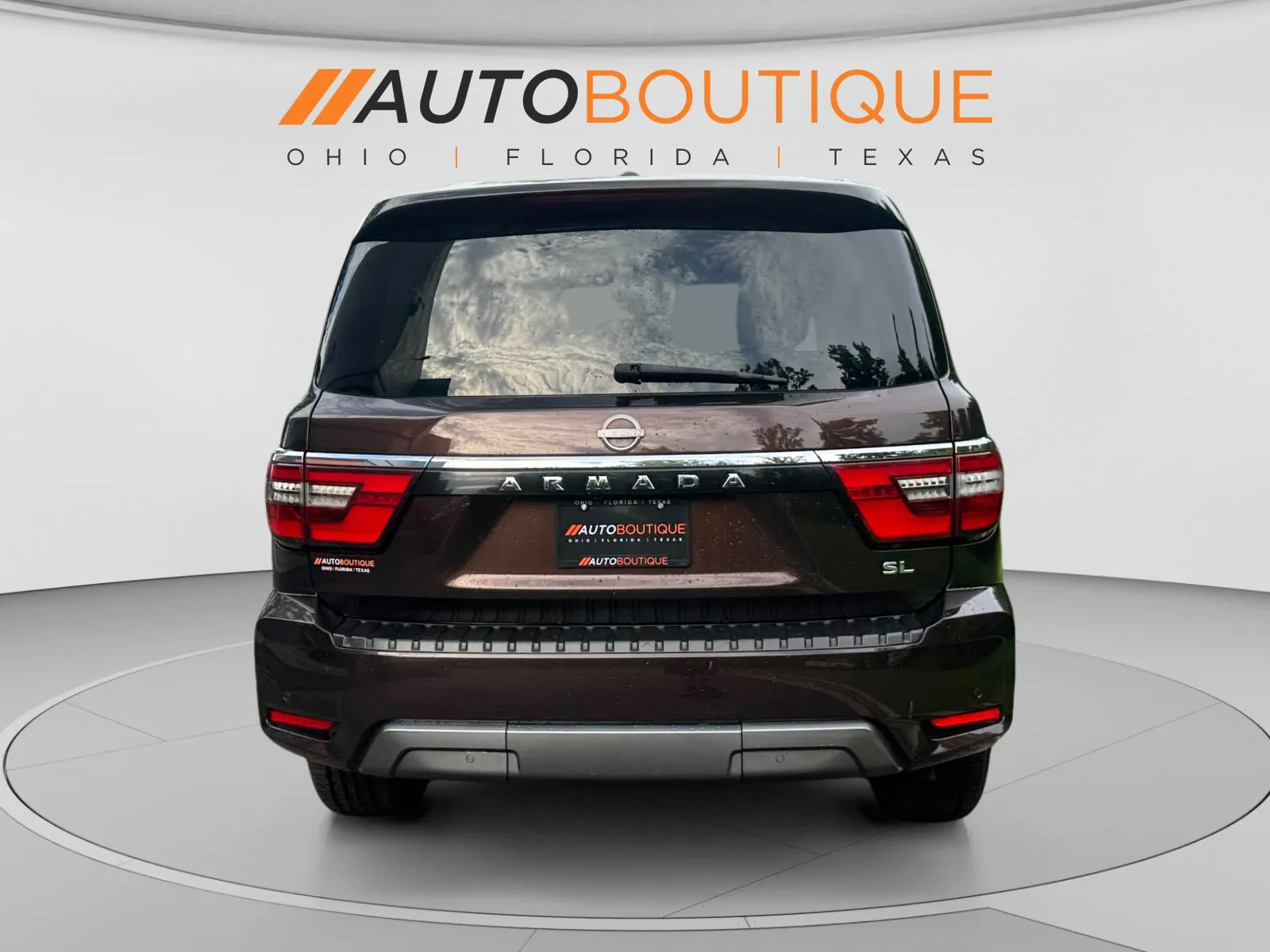 Nissan Armada photo 4