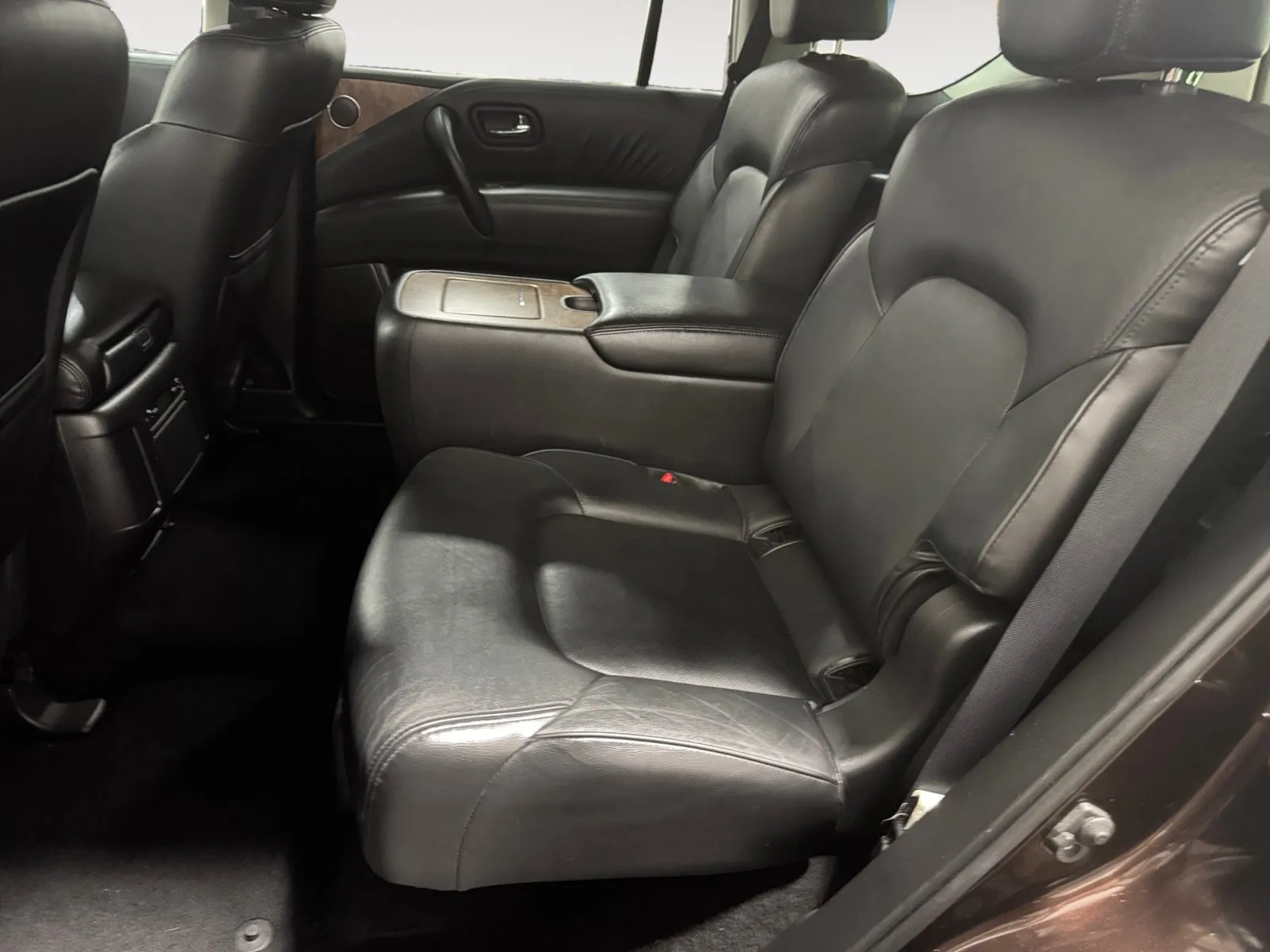 Nissan Armada photo 13