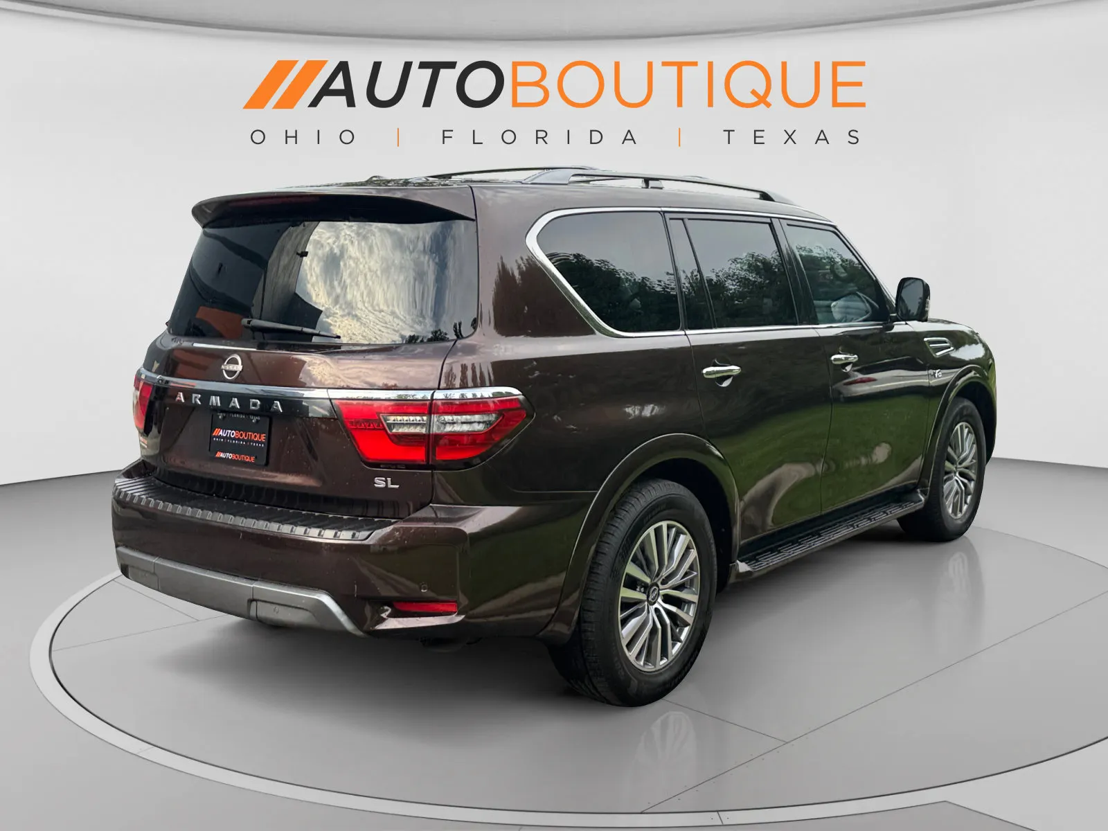 Nissan Armada photo 5