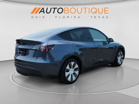 More photos of 2023 Tesla Model Y at Auto Boutique Ohio, OH