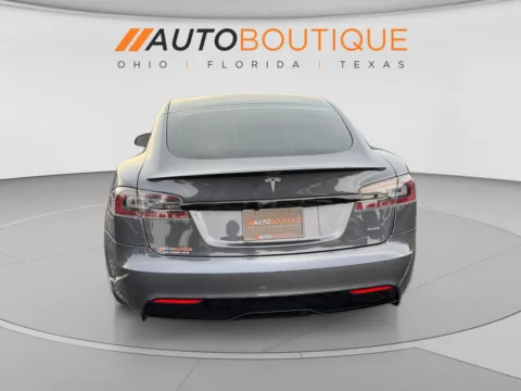 More photos of 2022 Tesla Model S Plaid at Auto Boutique Ohio, OH