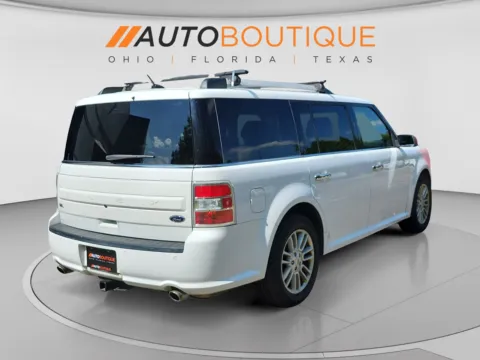 More photos of 2019 Ford Flex SEL at Auto Boutique Ohio, OH