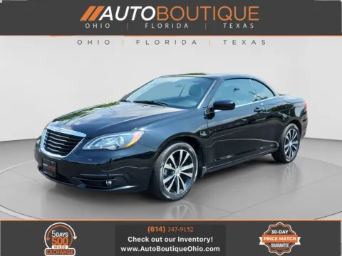 Black 2013 Chrysler 200 S for sale in Columbus, OH