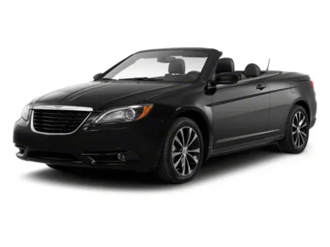 Black 2013 Chrysler 200 S for sale in Columbus, OH