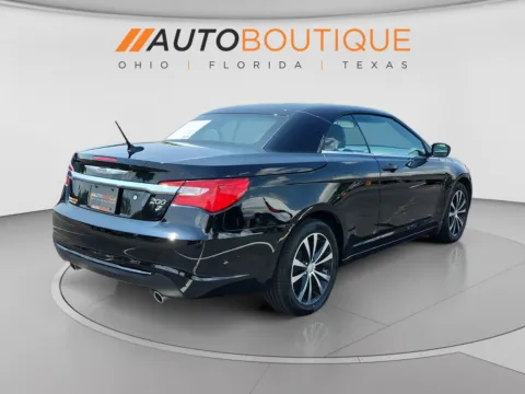 More photos of 2013 Chrysler 200 S at Auto Boutique Ohio, OH
