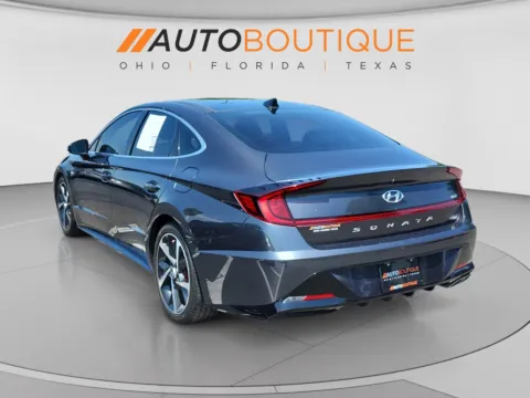 Another view of 2022 Hyundai Sonata SEL Plus for sale in Columbus, OH at Auto Boutique Ohio