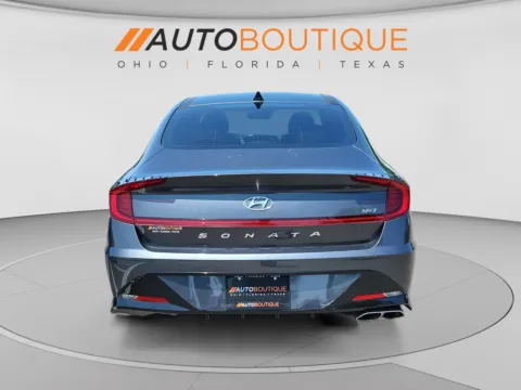 More photos of 2022 Hyundai Sonata SEL Plus at Auto Boutique Ohio, OH