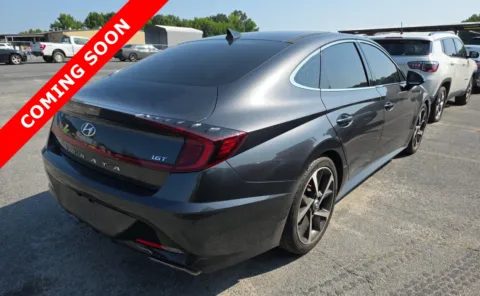 More photos of 2022 Hyundai Sonata SEL Plus at Auto Boutique Ohio, OH