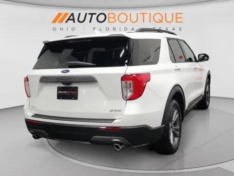 More photos of 2021 Ford Explorer XLT at Auto Boutique Ohio, OH