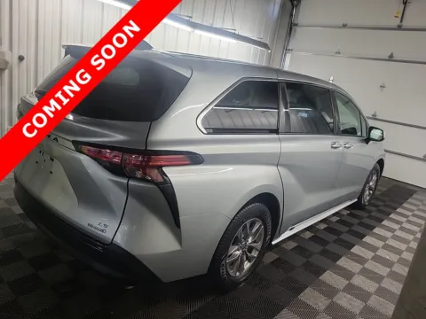 Another view of 2021 Toyota Sienna LE for sale in Columbus, OH at Auto Boutique Ohio