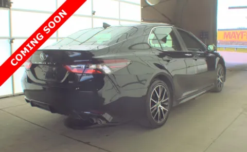 More photos of 2021 Toyota Camry SE at Auto Boutique Ohio, OH