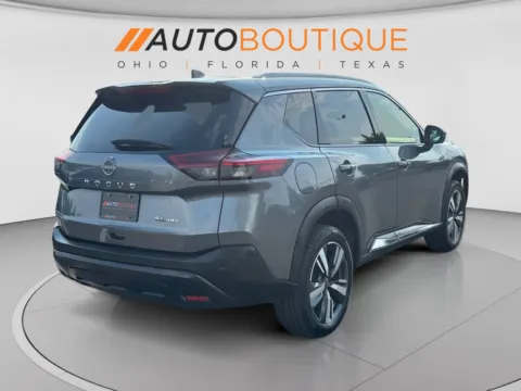 More photos of 2023 Nissan Rogue SL at Auto Boutique Ohio, OH