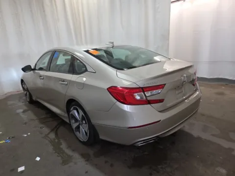 More photos of 2018 Honda Accord Sedan Touring 1.5T at Auto Boutique Ohio, OH
