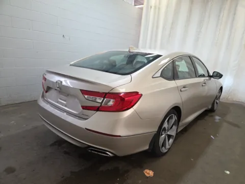 More photos of 2018 Honda Accord Sedan Touring 1.5T at Auto Boutique Ohio, OH