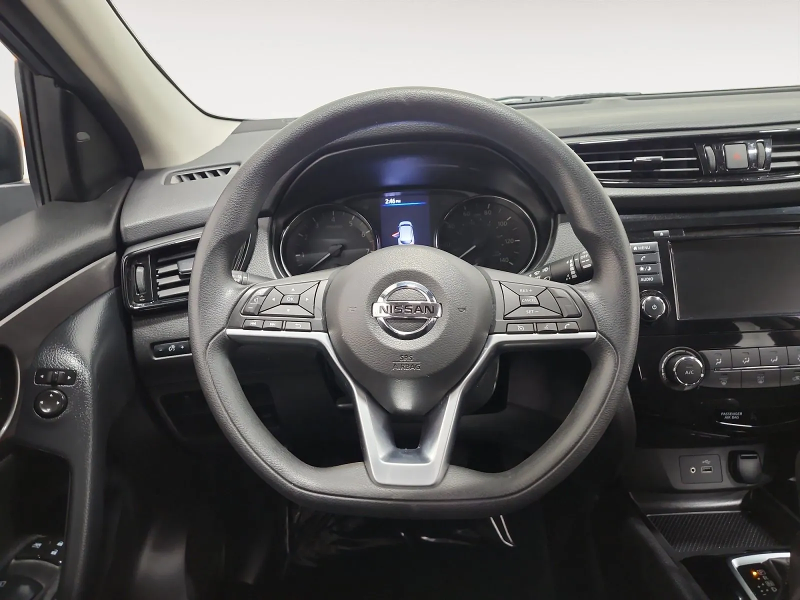 Nissan Rogue Sport photo 12