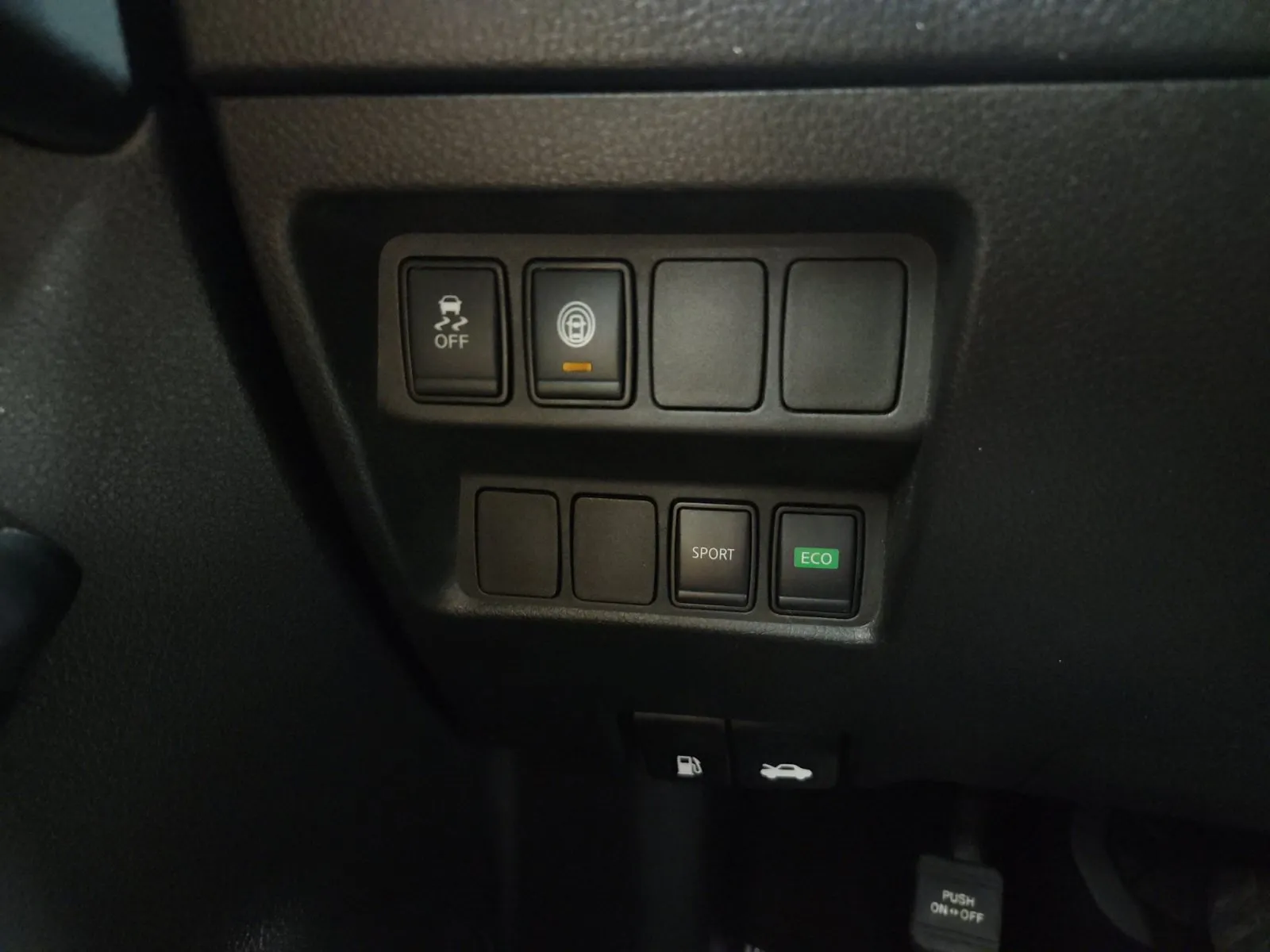 Nissan Rogue Sport photo 22