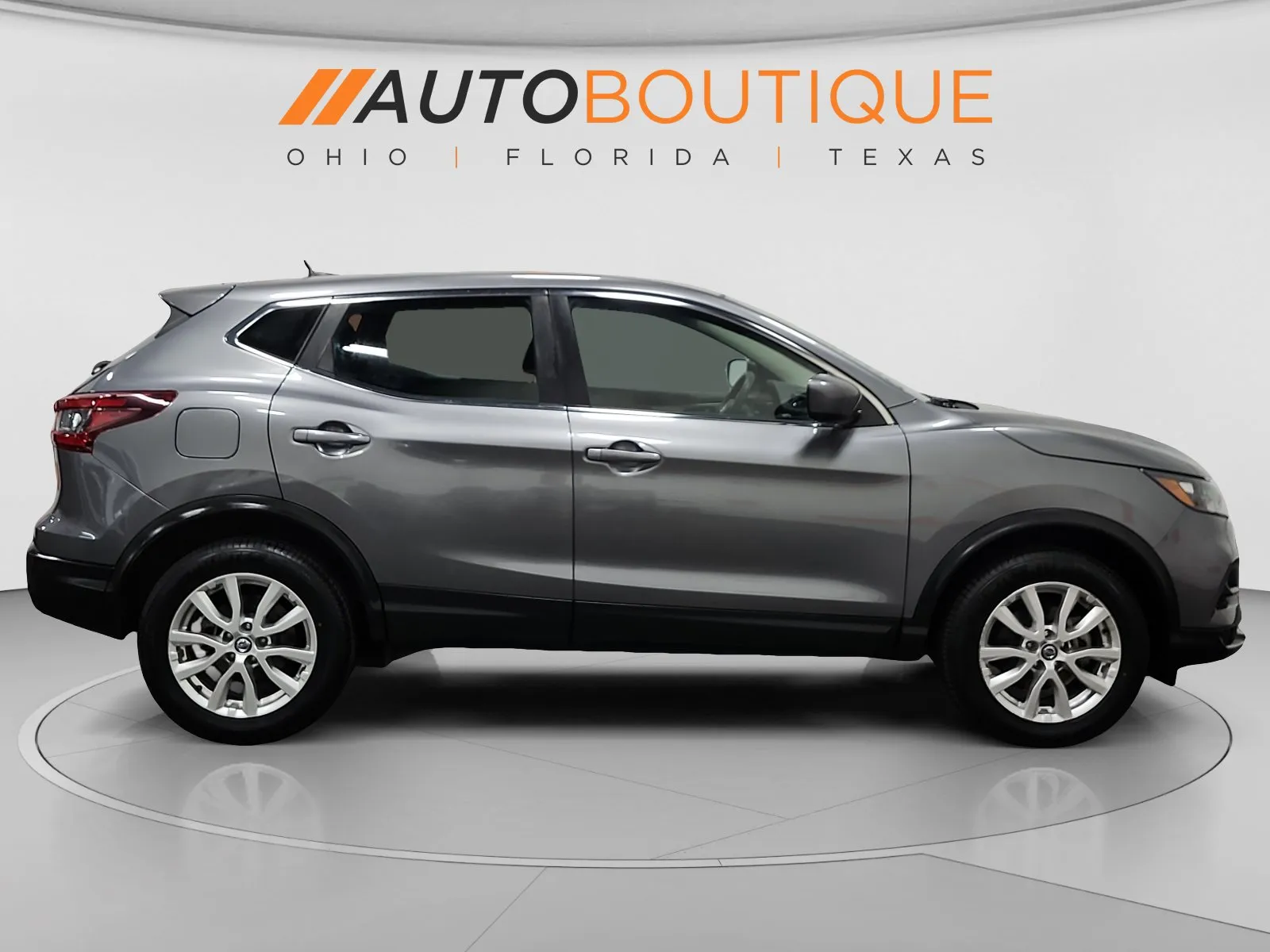 Nissan Rogue Sport photo 6