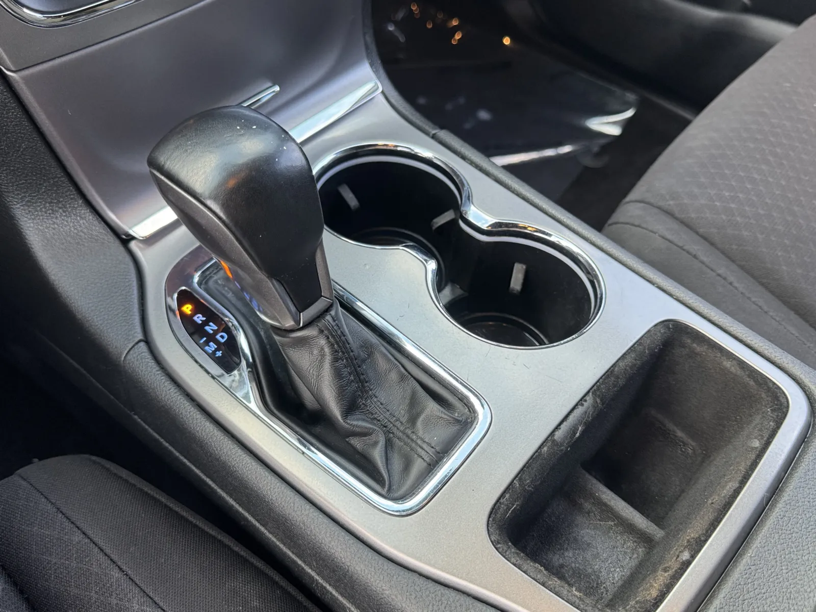 Jeep Grand Cherokee photo 28