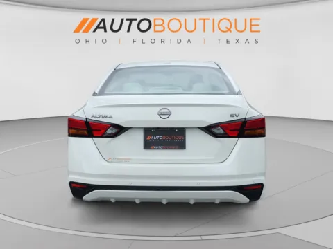 More photos of 2023 Nissan Altima 2.5 SV at Auto Boutique Ohio, OH