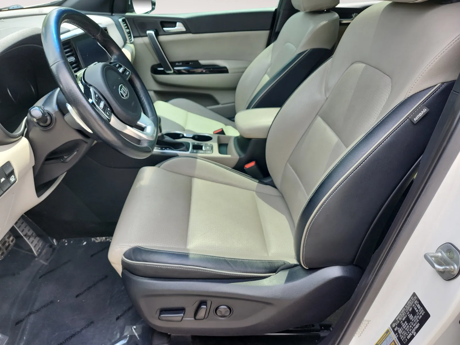 Kia Sportage photo 9