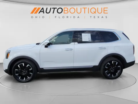 Photos of 2023 Kia Telluride SX for sale in Columbus, OH at Auto Boutique Ohio