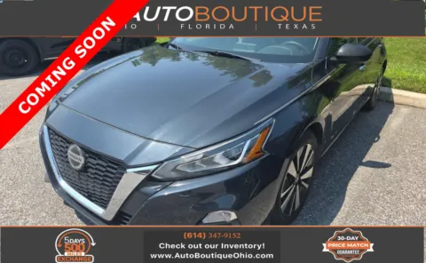 Blue 2022 Nissan Altima 2.5 SV for sale in Columbus, OH