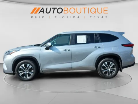 Photos of 2023 Toyota Highlander Hybrid XLE for sale in Columbus, OH at Auto Boutique Ohio