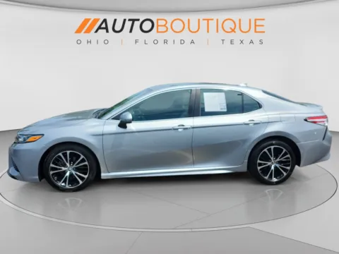 Photos of 2020 Toyota Camry SE for sale in Columbus, OH at Auto Boutique Ohio