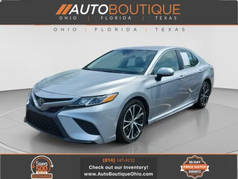 Silver 2020 Toyota Camry SE for sale in Columbus, OH