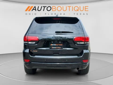 More photos of 2018 Jeep Grand Cherokee Altitude at Auto Boutique Ohio, OH