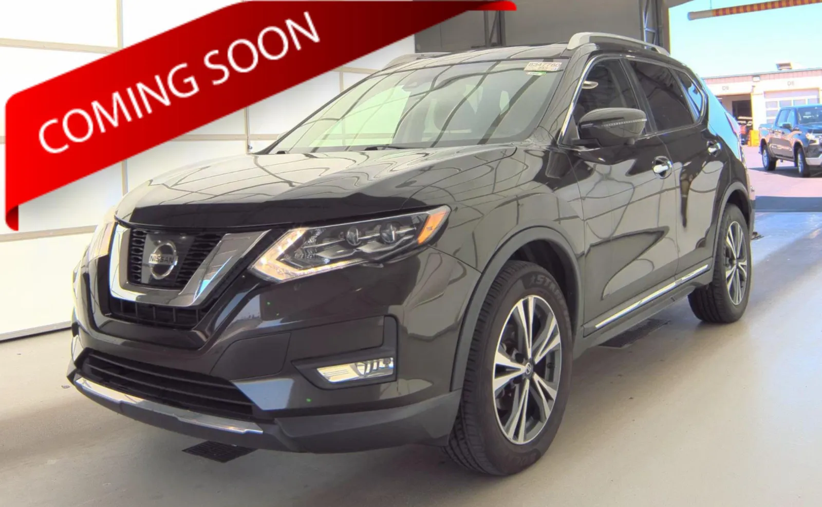 Green 2017 Nissan Rogue SL for sale in Columbus, OH