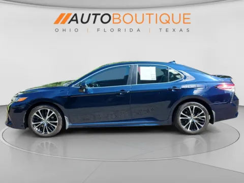Photos of 2019 Toyota Camry SE for sale in Columbus, OH at Auto Boutique Ohio