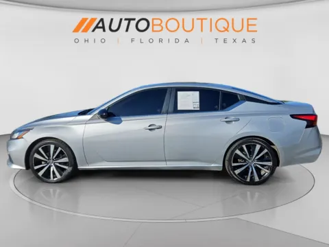 Photos of 2021 Nissan Altima 2.5 SR for sale in Columbus, OH at Auto Boutique Ohio