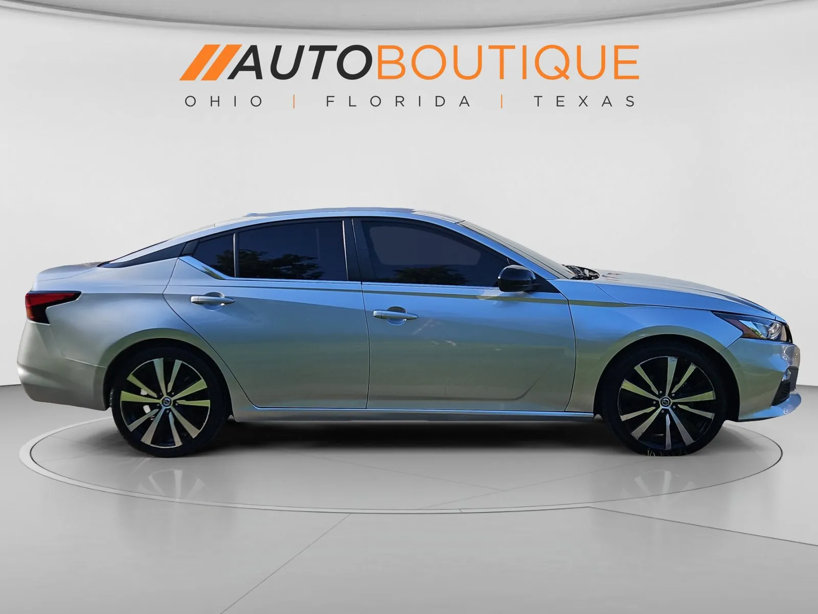 Nissan Altima photo 6